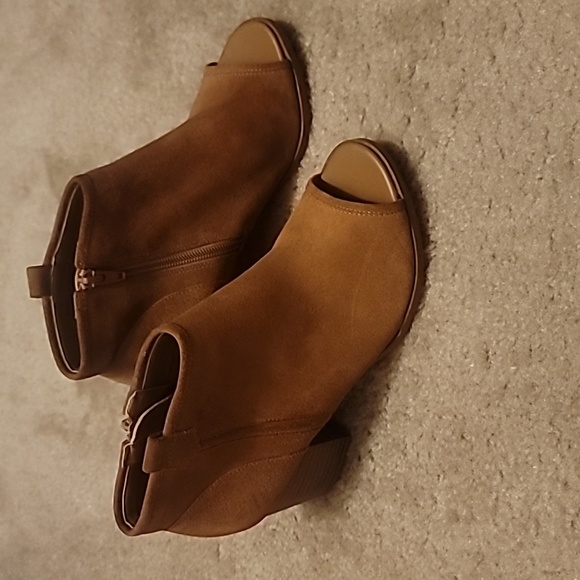 Aldo Ankle Boots Brown Suede - Picture 2 of 9